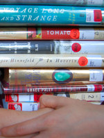 Books are a handy distraction on a flight © Creative Commons / Sleepyneko