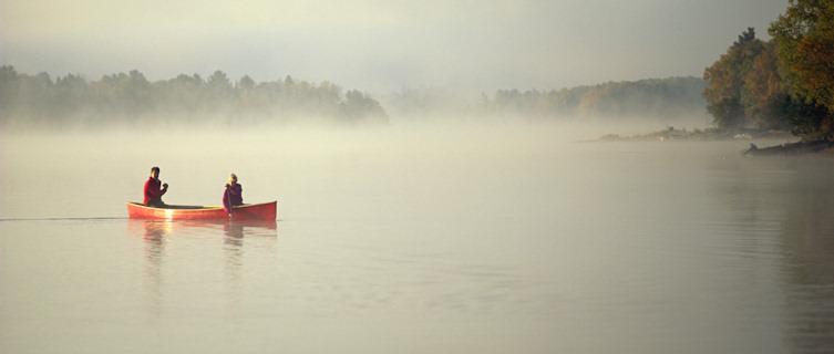 Couple canoeing in Ontario